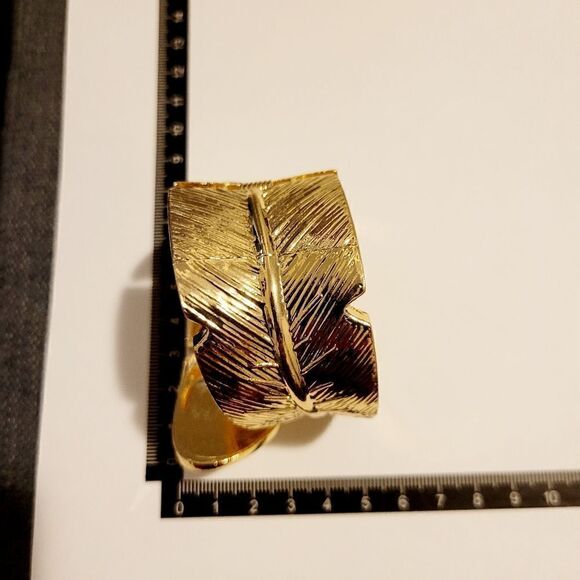 Brand New Top Fashion Gold Leaf Bracelet - Picture 8 of 8